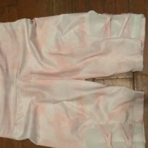 New Pink & white stretchy shorts